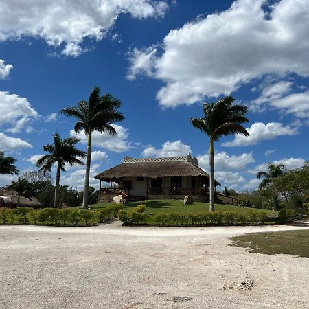 Casa Descanso Maya Con Alberca Privada, A 10 Min Del Aeropuerto Mérida Eksteriør billede
